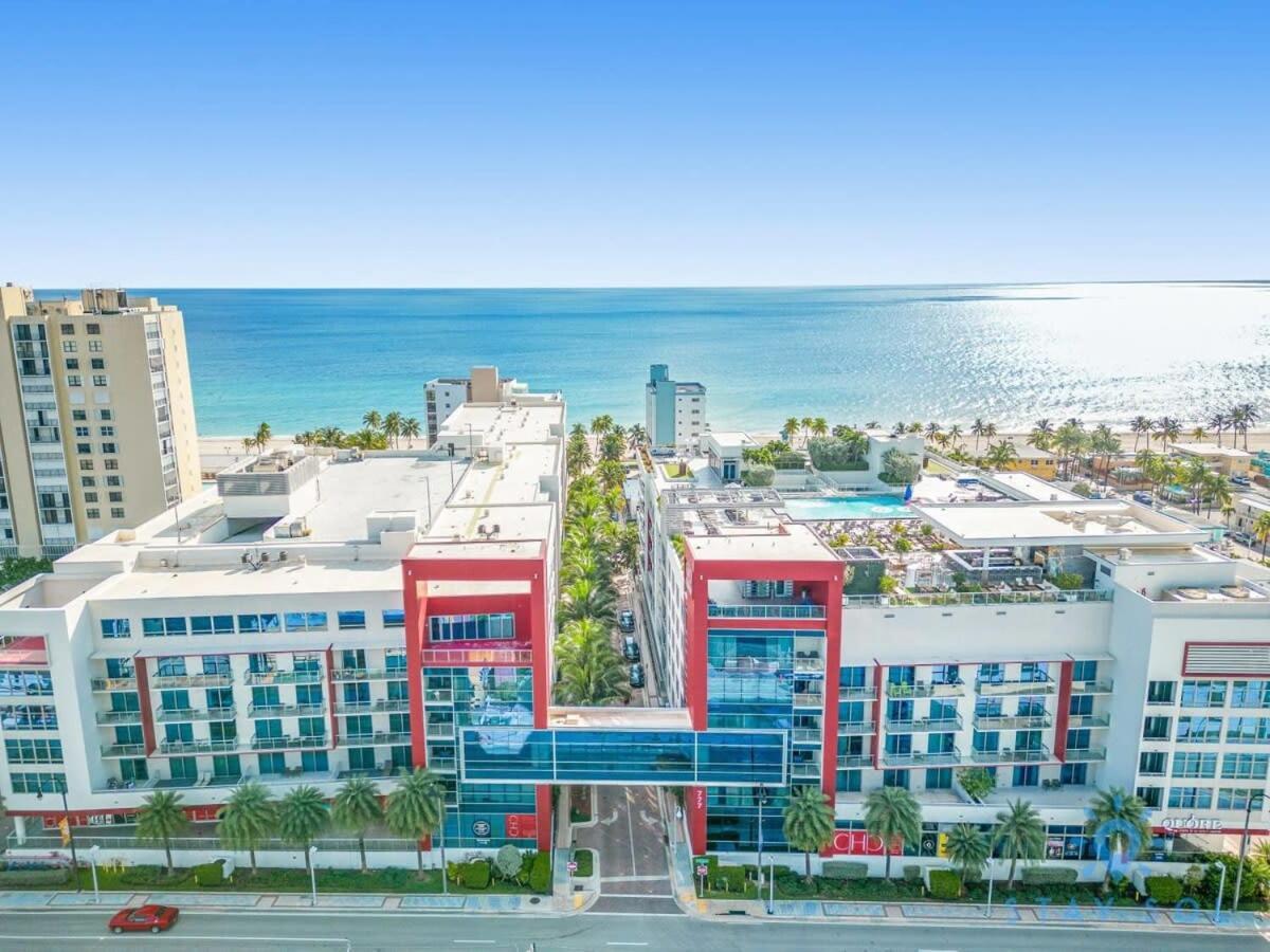 Tropical Oasis - Rooftop Pool- Near Beach - Gym Apartment Hollywood Exterior photo