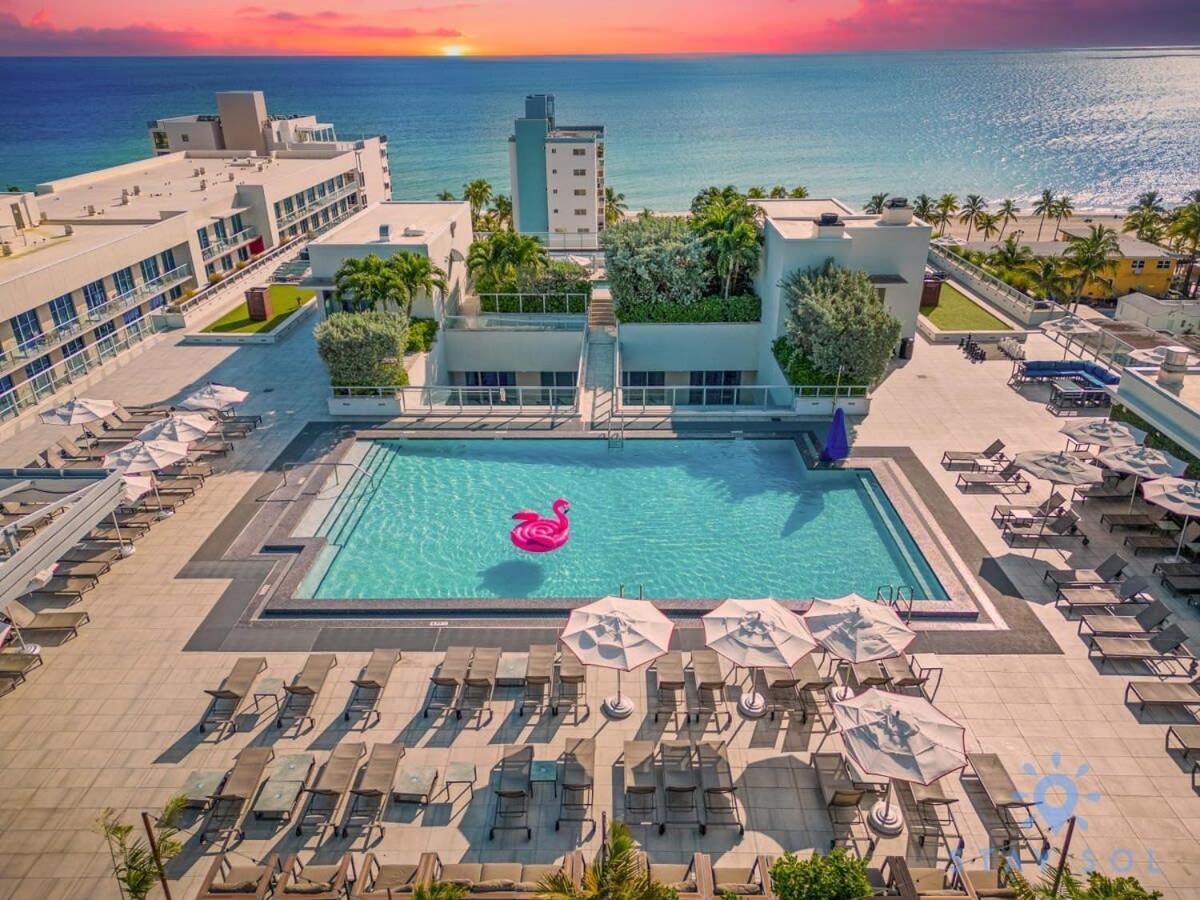 Tropical Oasis - Rooftop Pool- Near Beach - Gym Apartment Hollywood Exterior photo